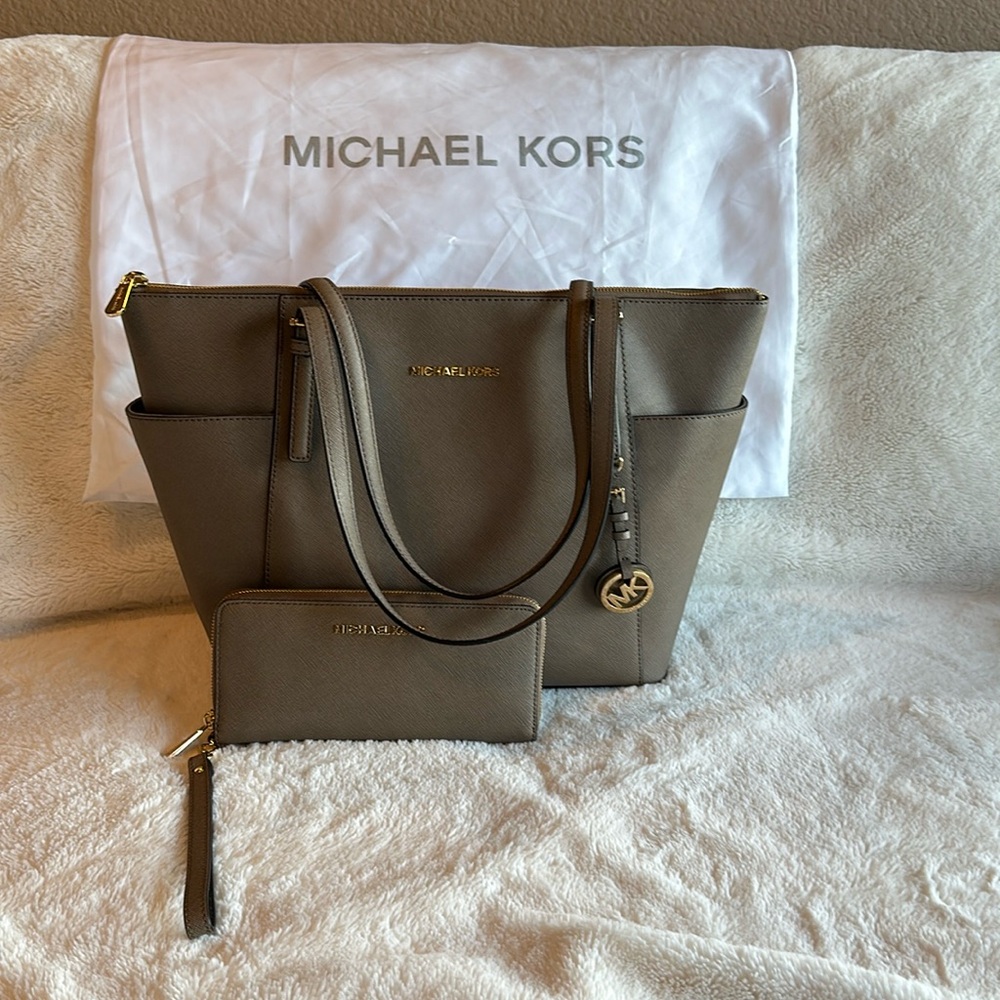 Michael Kors Brown Tote and Wallet Set